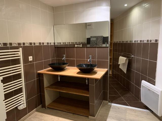 FOIX A LOUER STUDIO DE 31m2 DANS LE CENTRE HISTORIQUE
