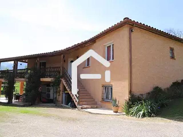 Foix 09000 Achat / Vente maison 7 pièces t7 piscine terrasse