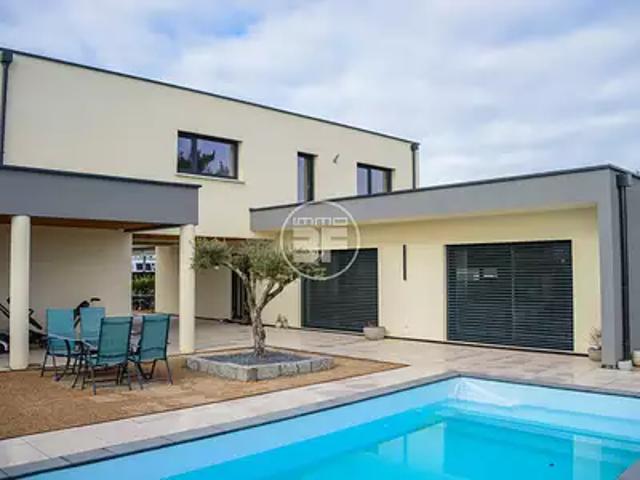 Folgensbourg 68220 Achat / Vente maison 6 pièces t6 piscine terrasse