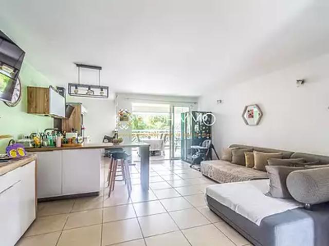 Fort de France 97200 Achat / Vente appartement 4 pièces t4 terrasse parking