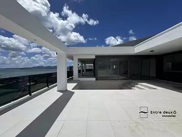 Fort de France 97200 Achat / Vente appartement 4 pièces t4 au dernier étage piscine