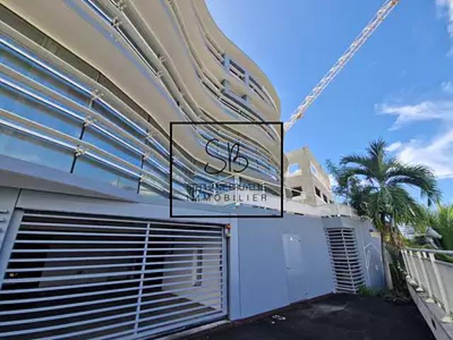 Fort de France 97200 Achat / Vente divers 2 pièces