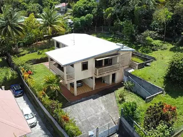 Fort de France 97200 Achat / Vente immeuble jardin