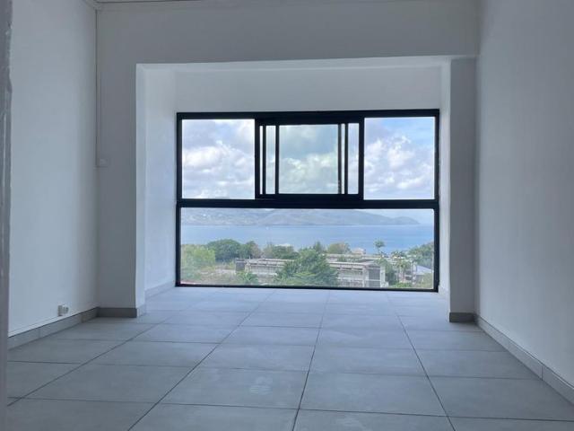 Fort de France Chambre F6 à partager