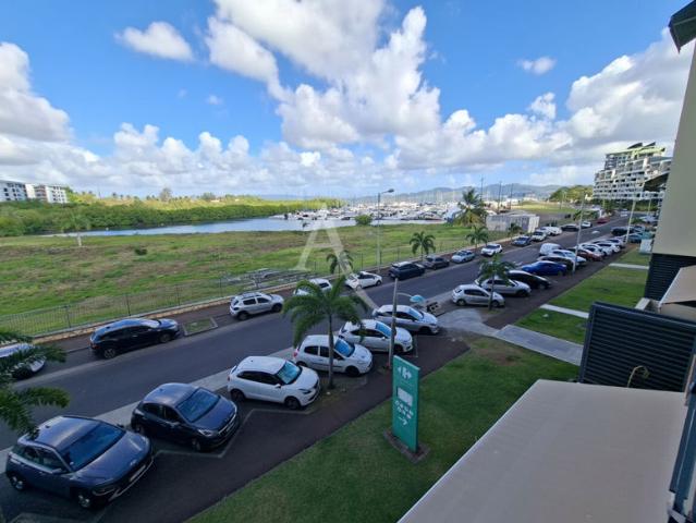 FORT DE FRANCE ? ÉTANG Z'ABRICOTS: T3 d'Exception Face à la Marina