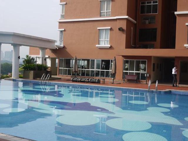 Fortune Park Apartments 1109sqf Seri Kembangan 1k booking reno unit