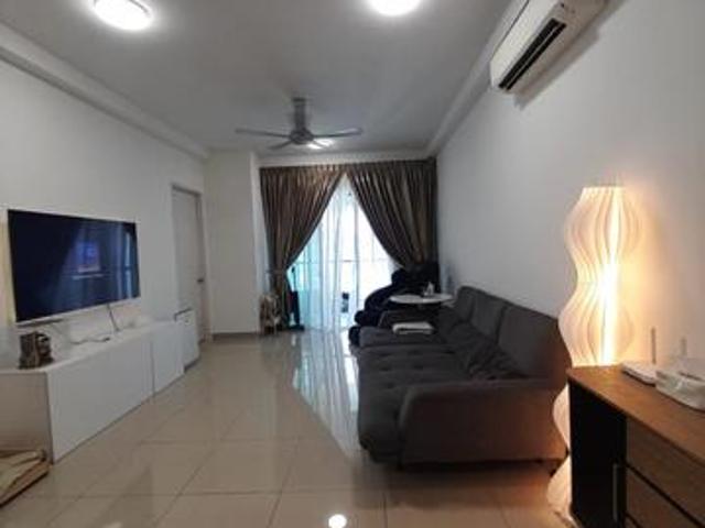 Fortune Perdana 1292sf 3 Parking Lake View Below Market