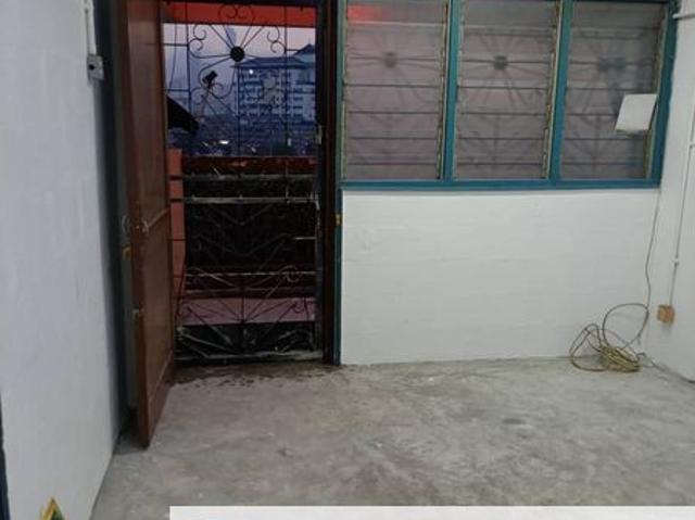 FOR 2 Bedroom Low Cost Flat, Perumahan Awam Sri Perak, Sentul, Kuala Lumpur