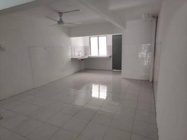 FOR HOSTEL 3 Storey Terrace Taman Sri Muda Seksyen 25Shah Alam
