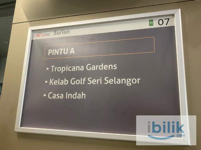 For Intern Furnished Private Room Walk to MRT SurianWeekly Cleaning & Free Wifi