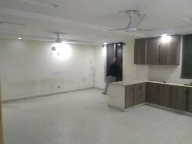For Office / family Flat for rent in Gulrez 1, Rawalpindi Walayat Colony ID 33198