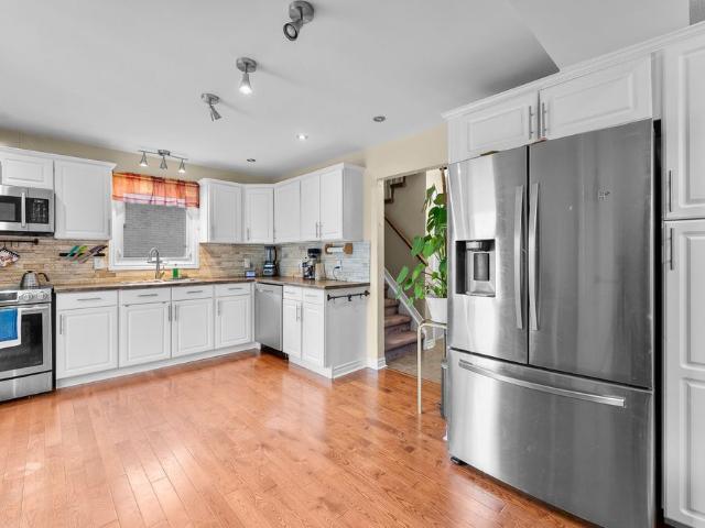 For Lease 3 BRIARSDALE Crescent, Welland, Ontario