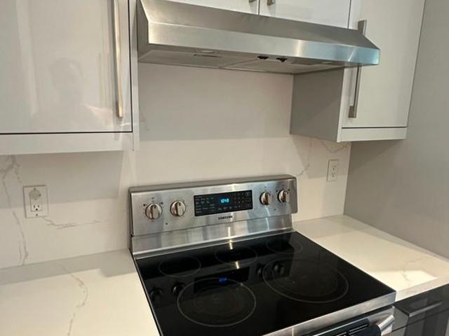For Lease 3 Ellesmere Street Unit# 107, Richmond Hill, Ontario