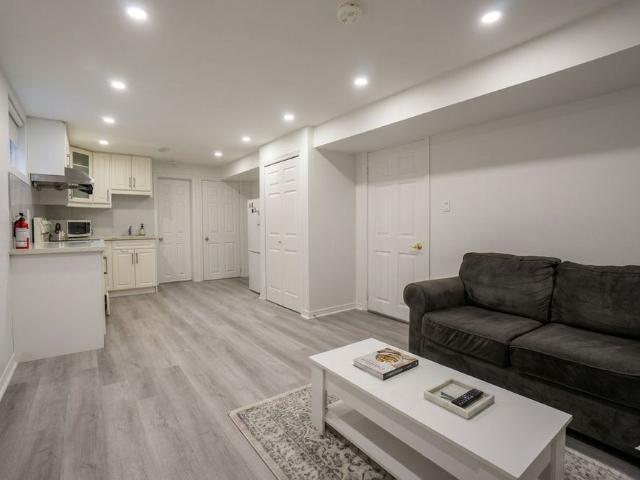 For Lease 3 Evergreen Crescent Unit# Lower, Markham, Ontario