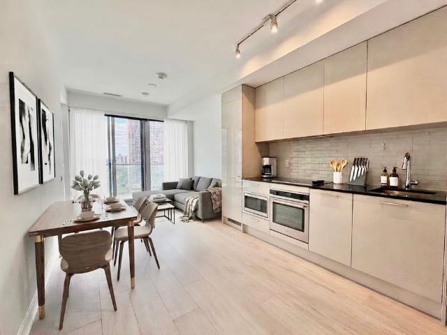 For Lease 3 Gloucester Street Unit# 1611, Toronto, Ontario
