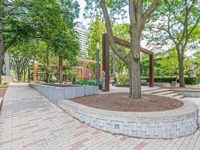 For Lease 3 Gloucester Street Unit# 4202, Toronto, Ontario