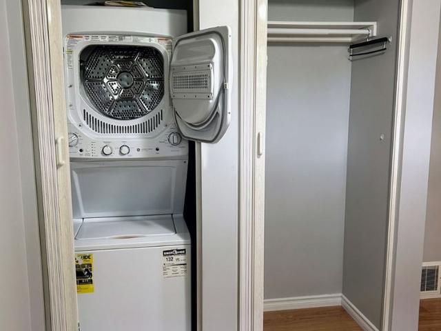 For Lease 3 Old York Crescent Unit# Lower, Kitchener, Ontario