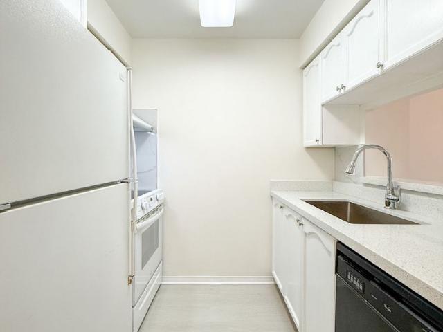 For Lease 3 Pemberton Avenue Unit# 206, Toronto, Ontario