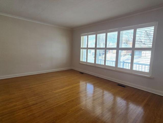 For Lease 3 Ridge Point Crescent, Toronto, Ontario