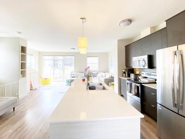 For Lease 1040 CORONATION Drive Unit# 71, London North, Ontario