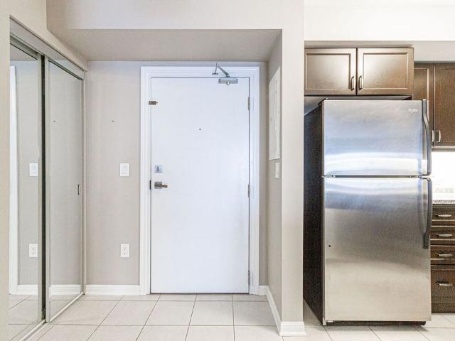 For Lease 1045 Nadalin Heights Unit# 211, Milton, Ontario