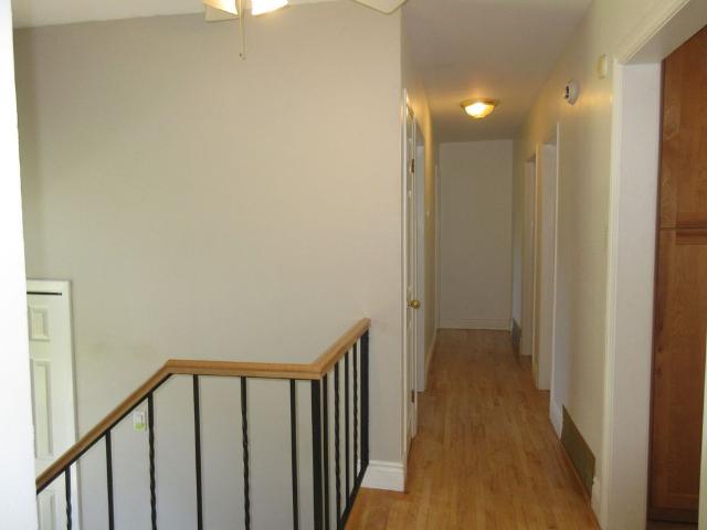 For Lease 104 Boyne Crescent Unit# MAIN FLOOR, New Tecumseth, Ontario