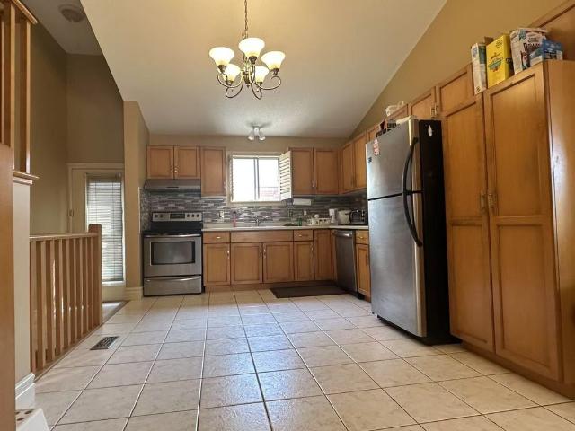 For Lease 104 Hepburn Crescent, Hamilton, Ontario