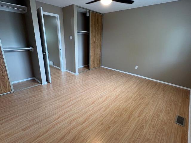 For Lease 104 Valley Stream Drive Unit# 6, South of Baseline to Knoxdale, Ontario