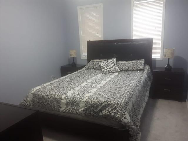 For Lease 1050 Bristol Road Unit# 40, Mississauga, Ontario