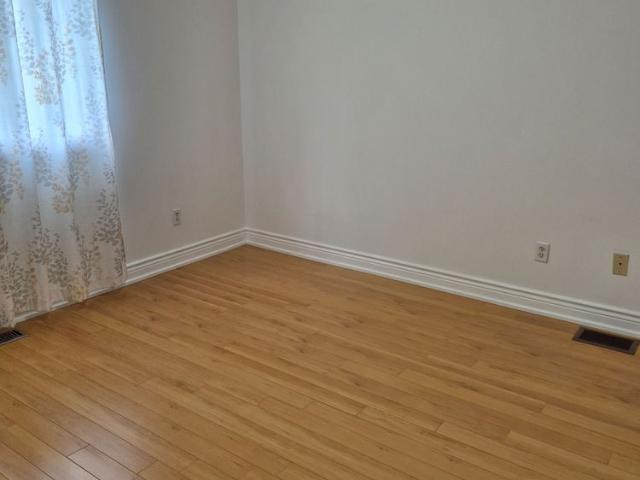 For Lease 1050 Bristol Road Unit# 111, Mississauga, Ontario