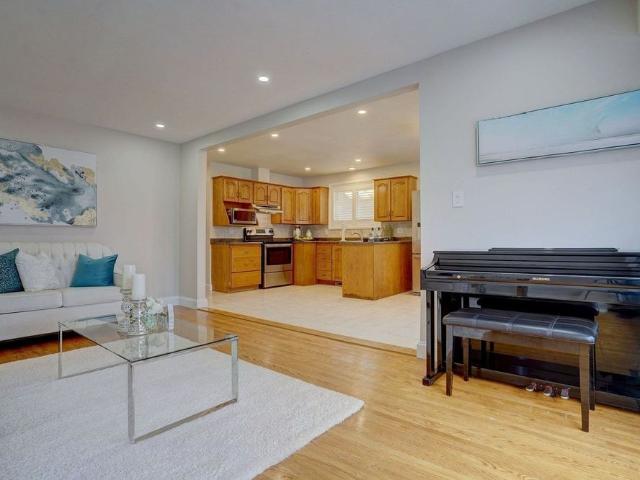 For Lease 1051 Willowdale Avenue Unit# Main Fl, Oshawa, Ontario