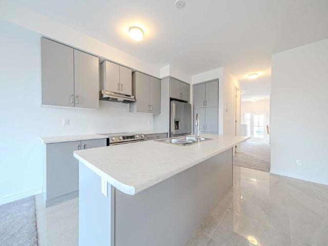 For Lease 1054 Lockie Drive, Oshawa, Ontario