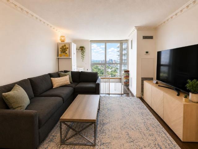 For Lease 1055 Bay Street Unit# Ph12, Toronto, Ontario