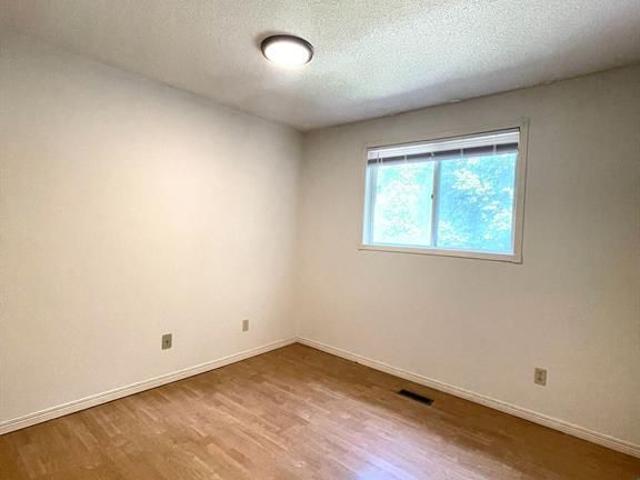 For Lease 1059 Easthill Court, Newmarket, Ontario