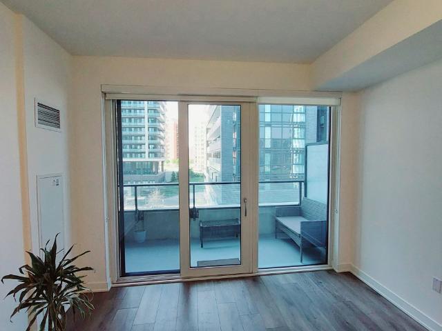 For Lease 105 Oneida Crescent Unit# 504, Richmond Hill, Ontario