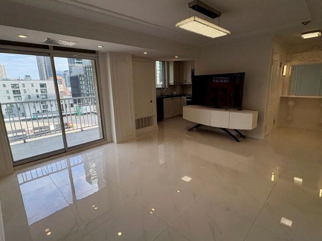 For Lease 105 Victoria Street Unit# 1101, Toronto, Ontario