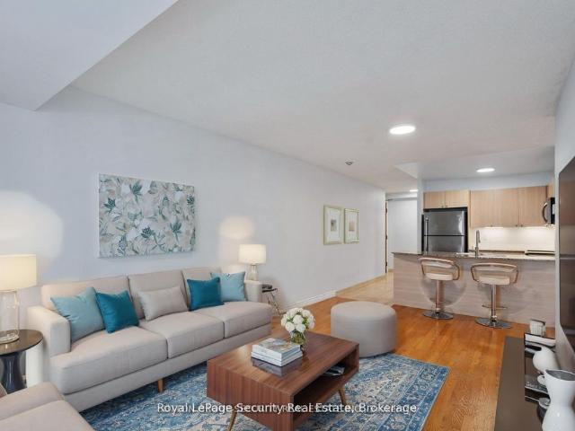For Lease 105 Victoria Street Unit# 908, Toronto, Ontario