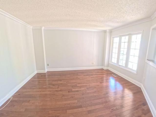 For Lease 105 Widgeon Street, Barrie, Ontario