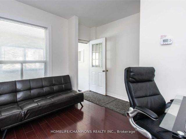 For Lease 106 Lamb Avenue, Toronto, Ontario