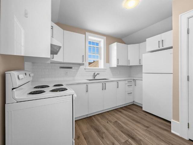 For Lease 107 Kent Street Unit# Upper, Whitby, Ontario