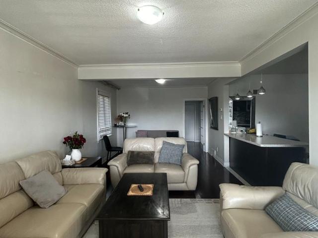 For Lease 107 Lilian Dr Drive Unit# Main Floor, Toronto, Ontario