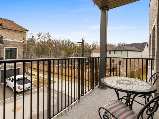 For Lease 107 Westra Drive Unit# 35, Guelph, Ontario