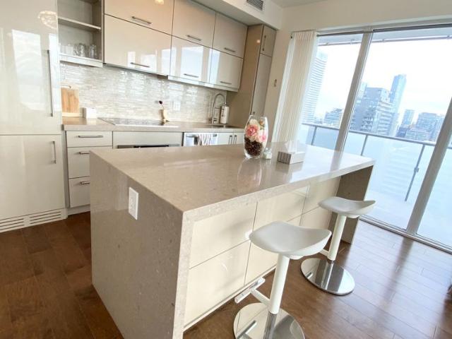 For Lease 1080 Bay Street Unit# 3704, Toronto, Ontario