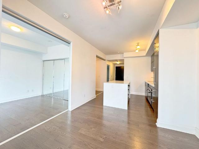 For Lease 1080 Bay Street Unit# 909, Toronto, Ontario