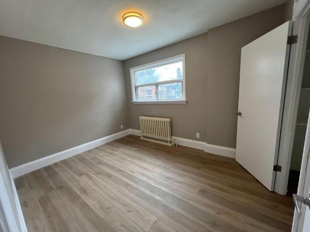 For Lease 108 Grandville Avenue Unit# 4, Toronto, Ontario