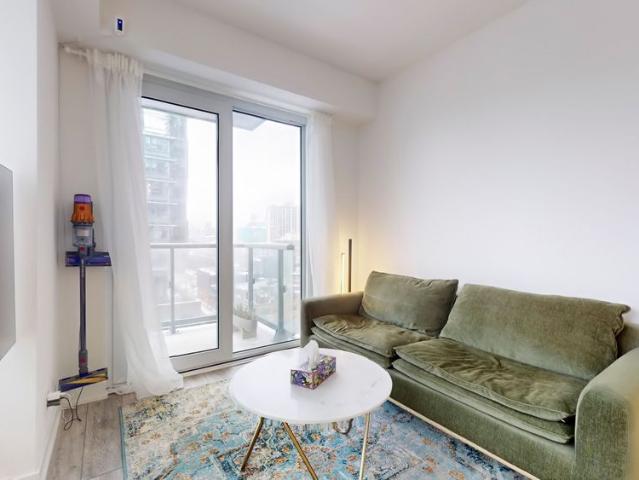 For Lease 108 Peter Street Unit# 902, Toronto, Ontario