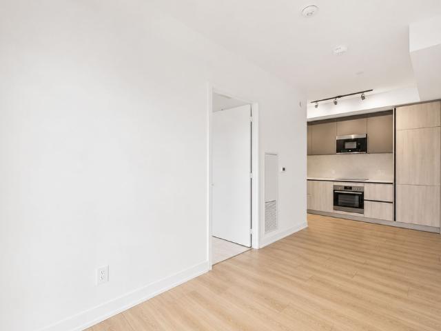 For Lease 108 Peter Street Unit# 923, Toronto, Ontario