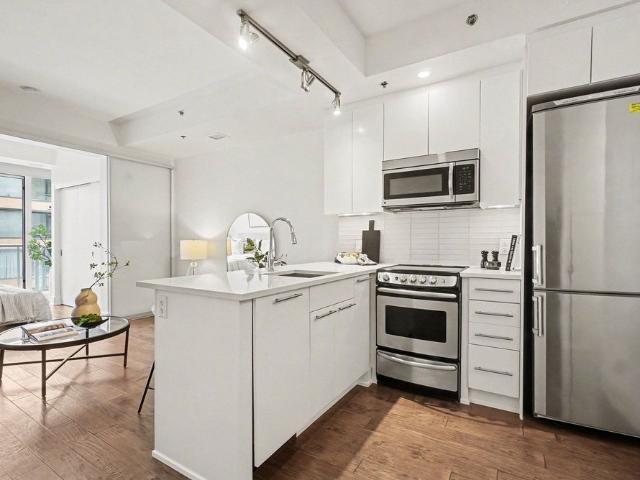 For Lease 108 Richmond Road Unit# 410, Westboro Hampton Park, Ontario