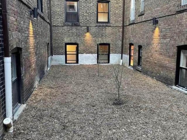 For Lease 1094 College Street Unit# 7, Toronto, Ontario