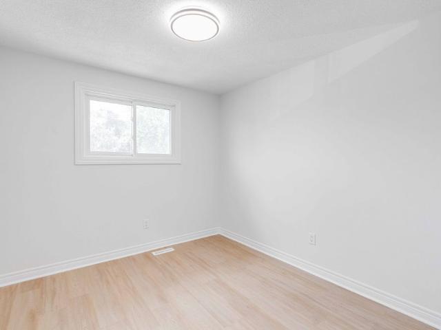 For Lease 1095 Jalna Boulevard Unit# 88, London South, Ontario